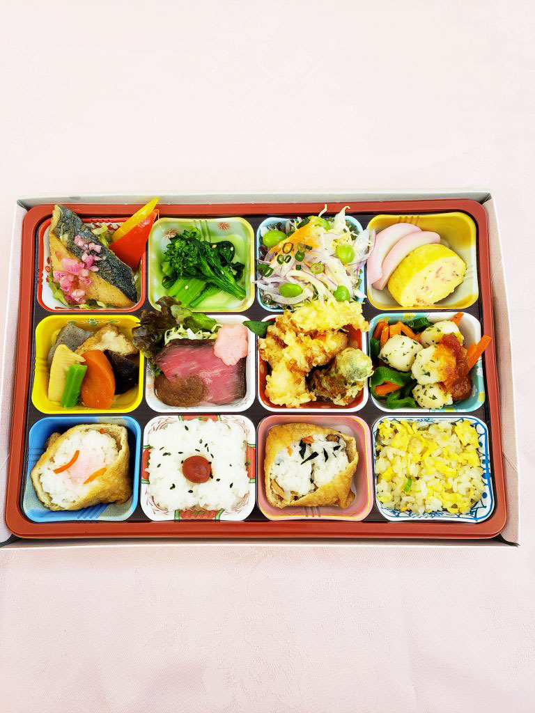 お花見弁当　2,000円